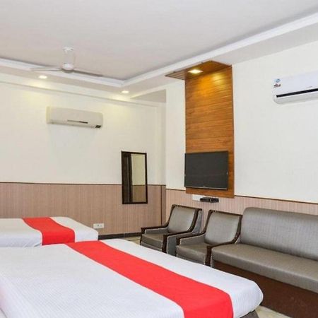 Hotel Shanti House New Delhi Karnail Singh Stadium Gate No 1 Ngoại thất bức ảnh