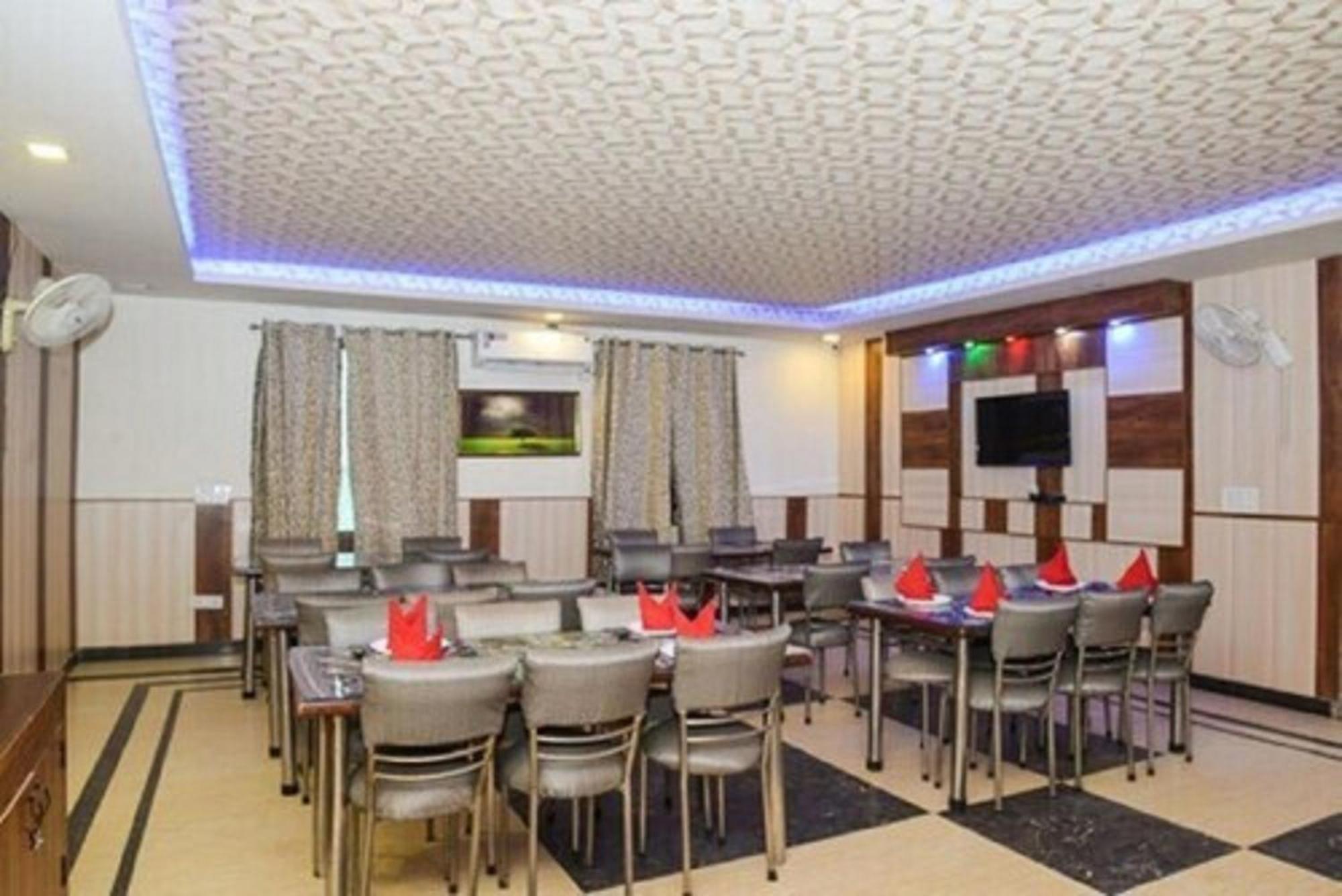 Hotel Shanti House New Delhi Karnail Singh Stadium Gate No 1 Ngoại thất bức ảnh